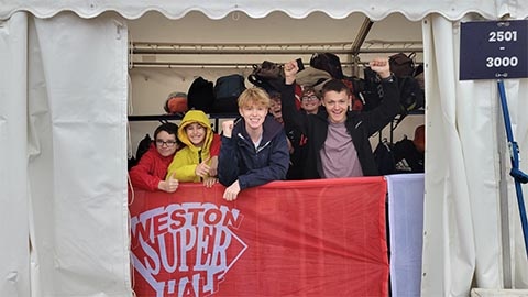 Worle Youth Group running the bag drop at Weston Super Half Marathon